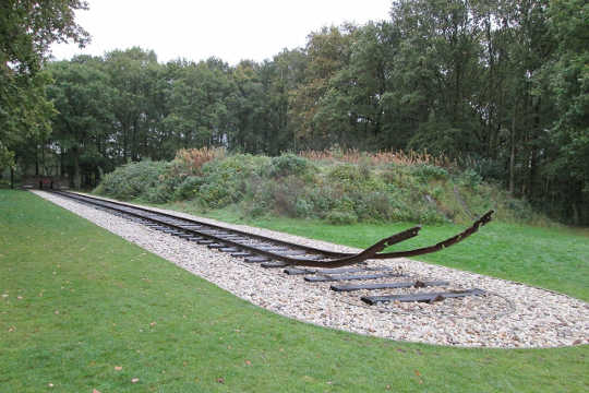 Plutocracy vs. Meritocracy vs. the&nbsp;Evolutionary Movement of Consciousness&nbsp;